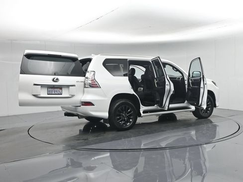Used 2021 Lexus GX 460 Premium w/ Premium Package AWD/4WD image 6