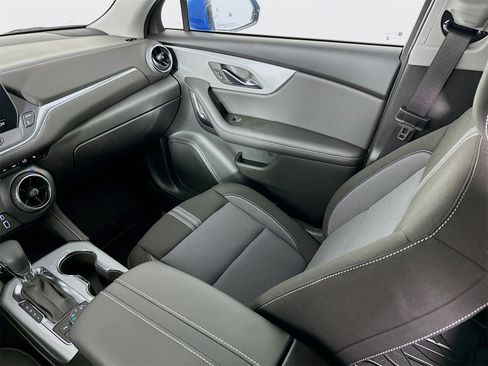 New 2025 Chevrolet Blazer LT w/ Driver Confidence Package image 23