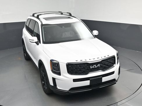 Used 2022 Kia Telluride EX w/ EX Premium Package AWD/4WD image 26
