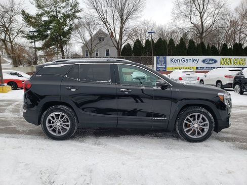 Used 2023 GMC Terrain SLT image 4