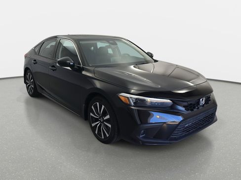 Certified 2023 Honda Civic EX-L image 3