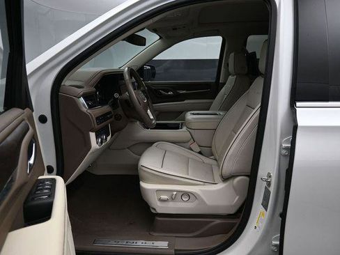 Used 2021 GMC Yukon Denali AWD/4WD image 9