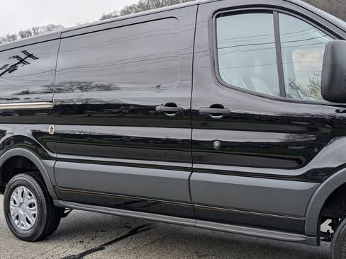 Used 2018 Ford Transit 150 130 Low Roof w/ Exterior Upgrade Package RWD image 14