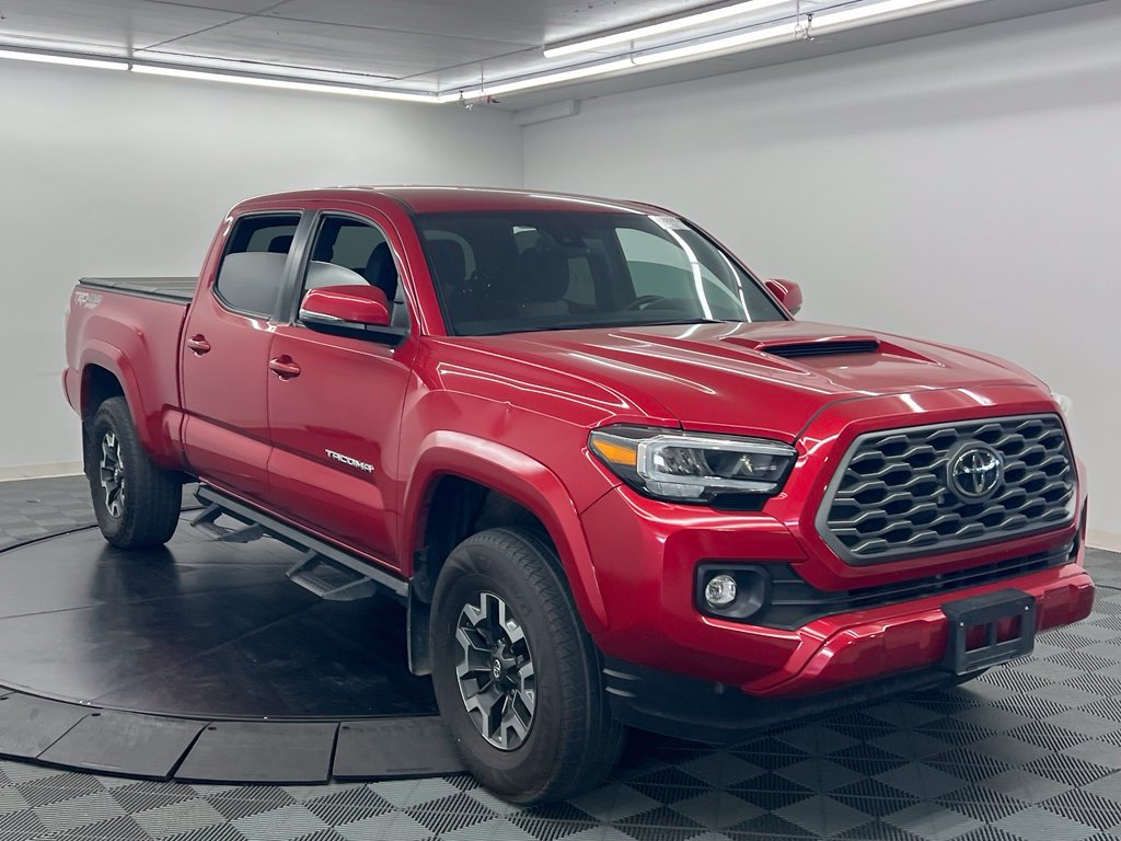 Used 2023 Toyota Tacoma TRD Sport AWD/4WD image 3