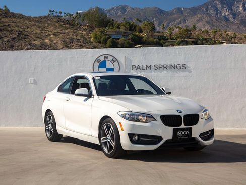 Used 2017 BMW 230i Coupe image 8