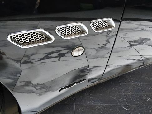 Used 2012 Maserati GranTurismo Convertible RWD image 36