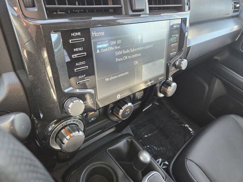 Used 2021 Toyota 4Runner TRD Off-Road Premium w/ Moonroof Package AWD/4WD image 16