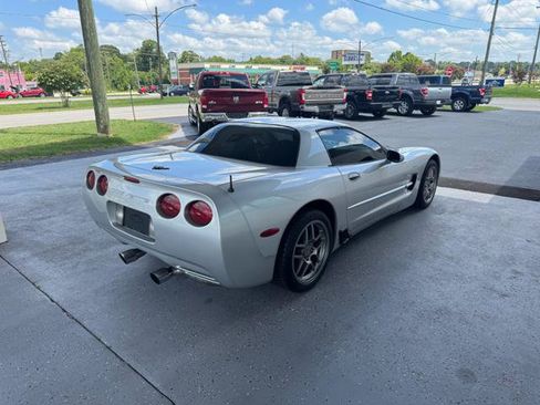 Used 2002 Chevrolet Corvette Z06 w/ Memory Pkg RWD image 5