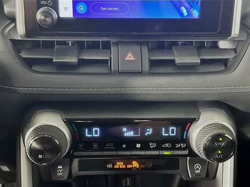 Used 2025 Toyota RAV4 XLE w/ Convenience Package image 24