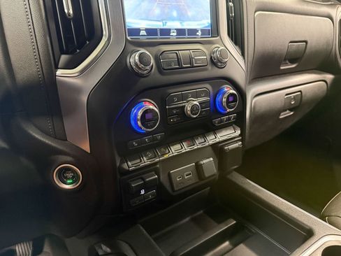 Used 2021 GMC Sierra 1500 SLT image 79