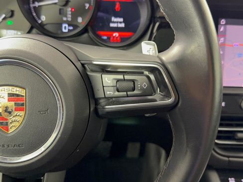 Used 2024 Porsche Macan AWD/4WD image 19