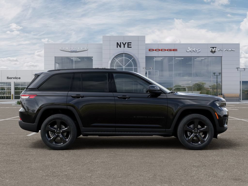 New 2025 Jeep Grand Cherokee 4WD image 21