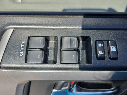 Used 2022 Toyota 4Runner SR5 Premium w/ Moonroof Package AWD/4WD image 28