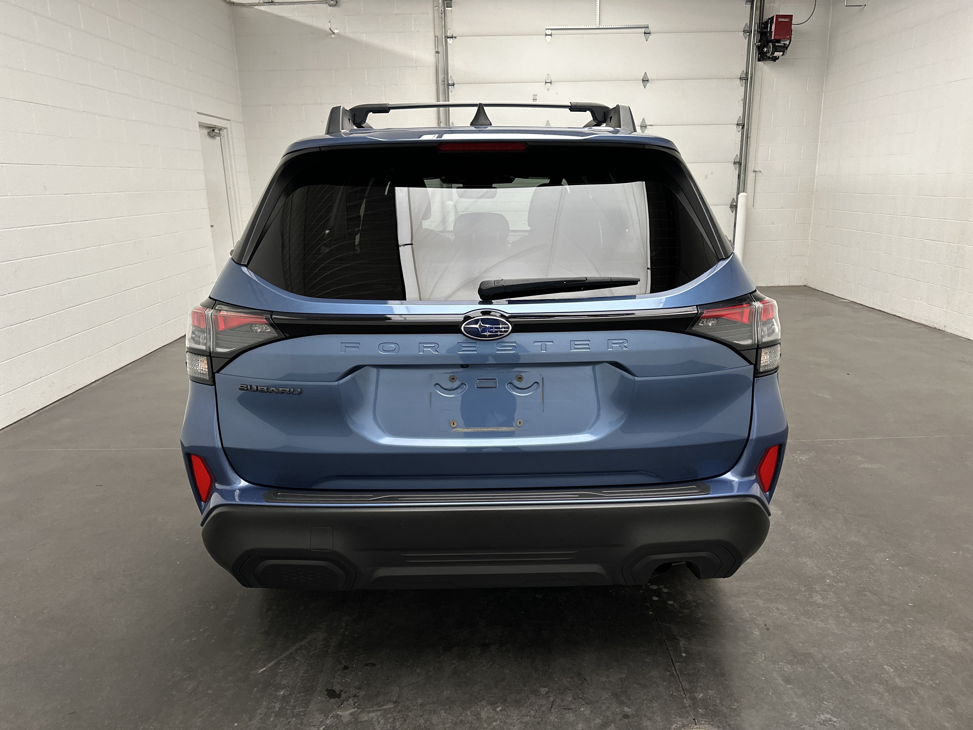 Used 2025 Subaru Forester Premium w/ Convenience Package #1 AWD/4WD image 7