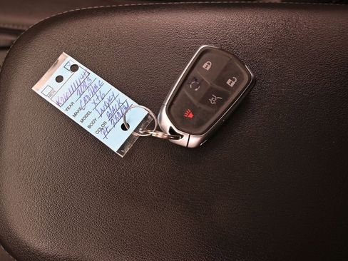 Used 2023 Cadillac XT6 Luxury image 22