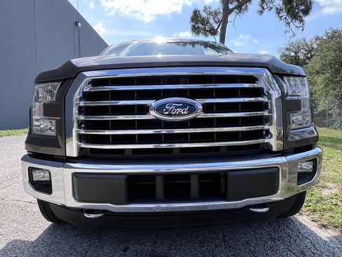 Used 2015 Ford F150 XLT w/ Equipment Group 302A Luxury AWD/4WD image 18