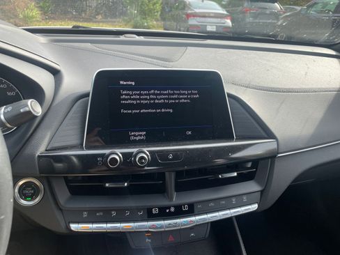 Used 2024 Cadillac CT4 Luxury image 18