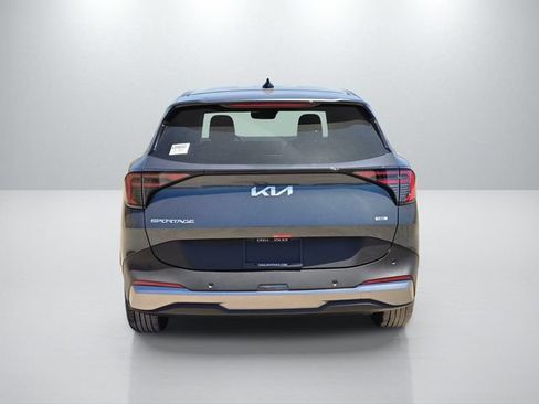 New 2026 Kia Sportage LX FWD image 5