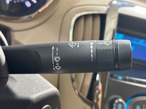 Used 2011 Buick LaCrosse CX image 26