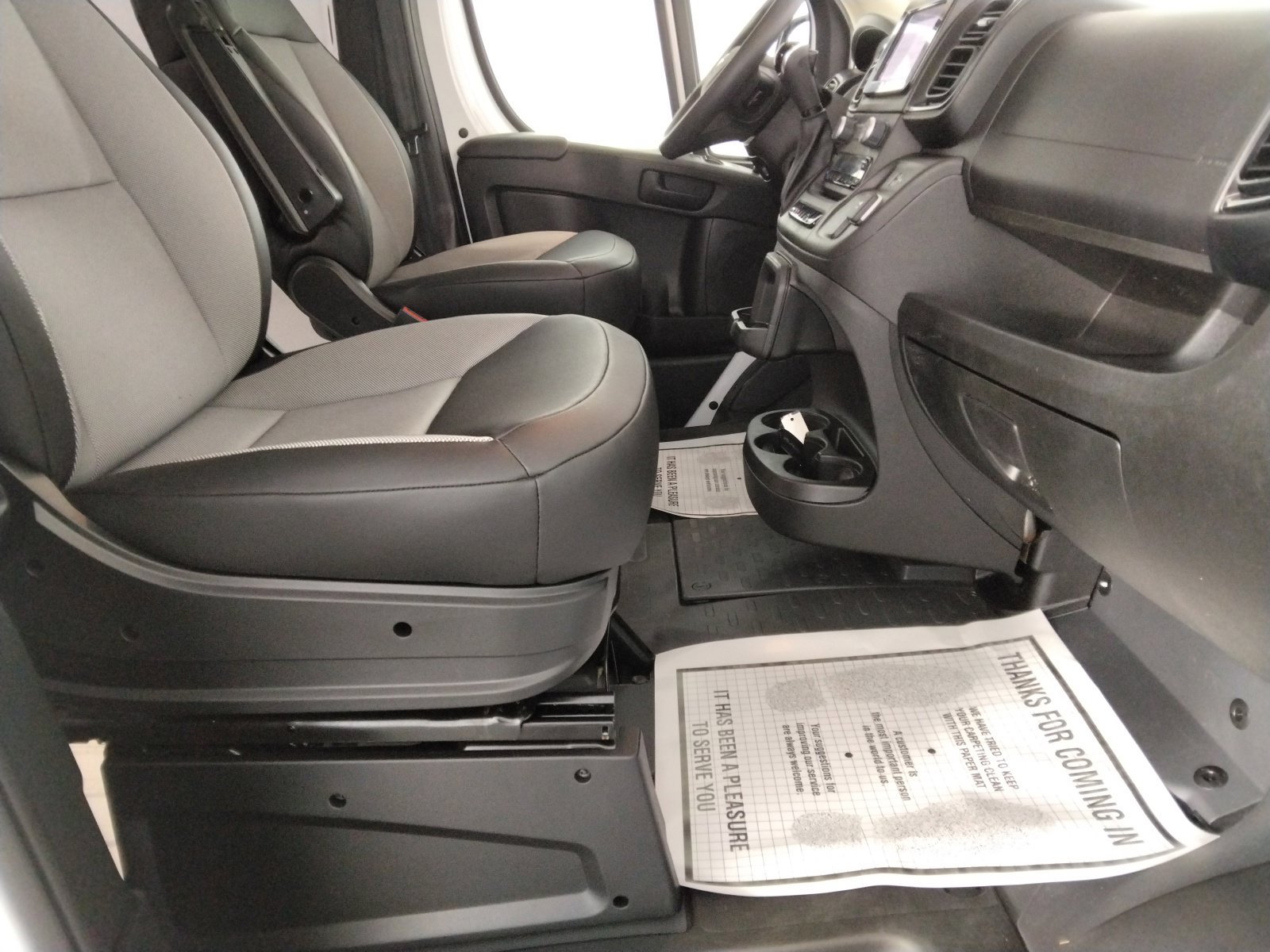 Used 2026 RAM ProMaster 2500 w/ Convenience Group FWD image 28