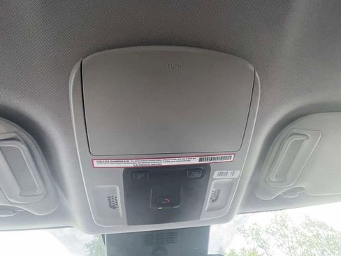 Used 2025 Toyota Camry LE image 31