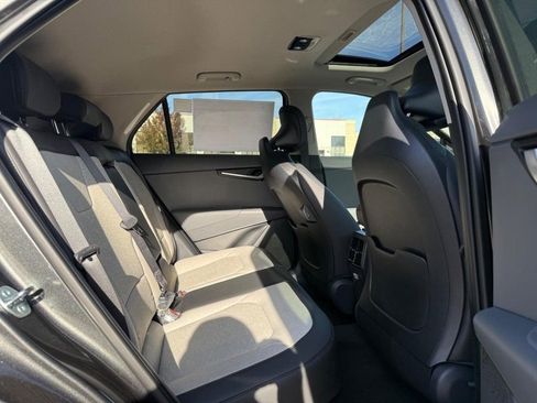 New 2026 Kia Niro SX image 5