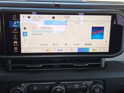 New 2026 Jeep Gladiator Sport image 13