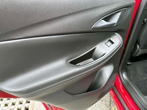 Certified 2021 Buick Encore GX Select w/ Sport Touring Package image 12