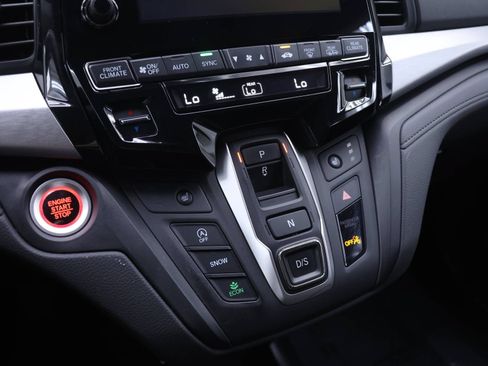 Certified 2024 Honda Odyssey EX-L image 6