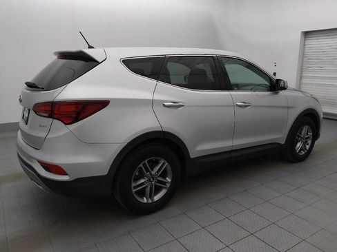 Used 2018 Hyundai Santa Fe Sport FWD image 10
