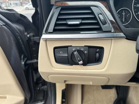 Used 2013 BMW 328i xDrive Sedan image 18