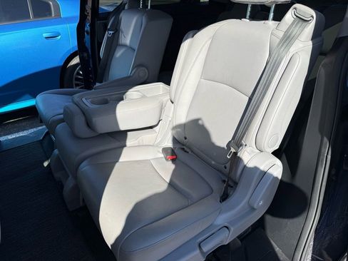 Used 2022 Honda Odyssey EX-L image 6