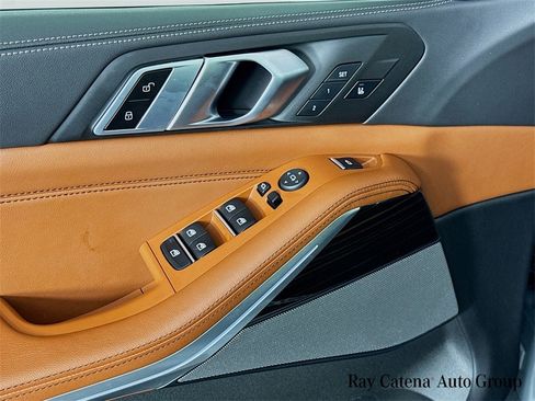 Used 2024 BMW X5 xDrive40i w/ Executive Package image 18