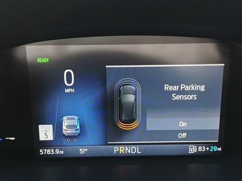 Used 2023 Ford Escape SE image 30