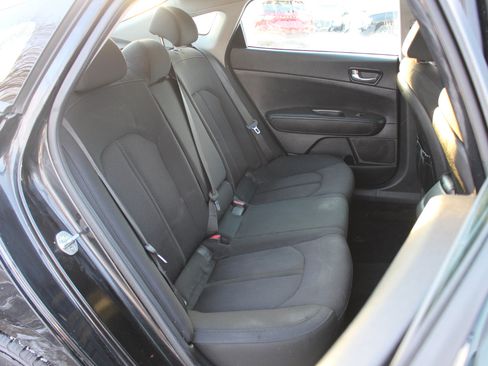 Used 2018 Kia Optima LX image 33