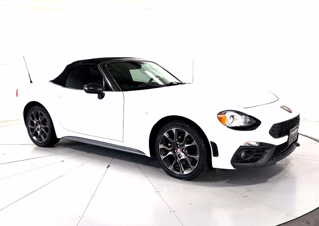 Used 2017 FIAT 124 Spider Abarth RWD image 1