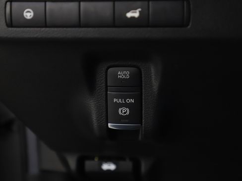 Used 2025 Nissan Murano SV AWD/4WD image 28