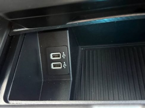 Used 2019 Ford F150 XLT w/ Equipment Group 302A Luxury AWD/4WD image 6