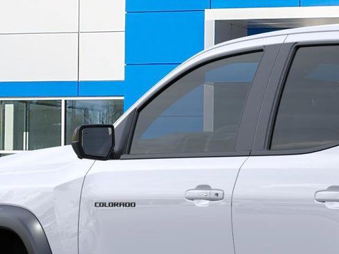 New 2026 Chevrolet Colorado ZR2 w/ Technology Package image 37