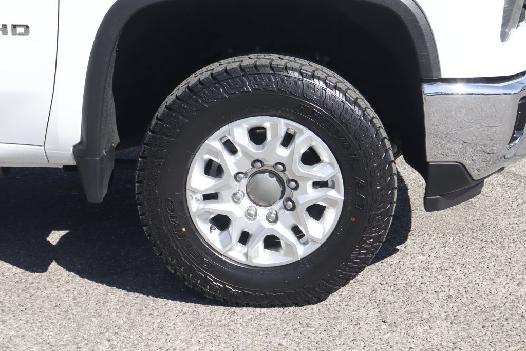 Used 2024 Chevrolet Silverado 2500 LT w/ All Star Edition AWD/4WD image 47