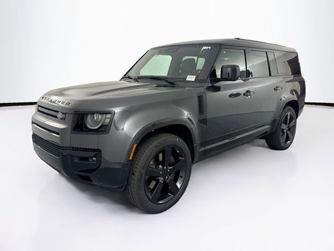 New 2026 Land Rover Defender 130 X-Dynamic SE AWD/4WD image 1
