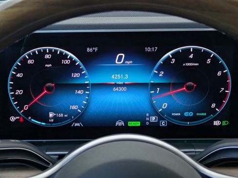 Used 2022 Mercedes-Benz GLS 450 4MATIC image 31