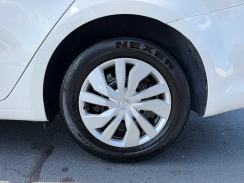 Used 2017 Kia Forte LX FWD image 26