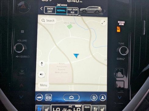 Used 2025 Subaru Ascent Touring AWD/4WD image 12