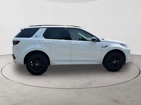 New 2025 Land Rover Discovery Sport S image 6