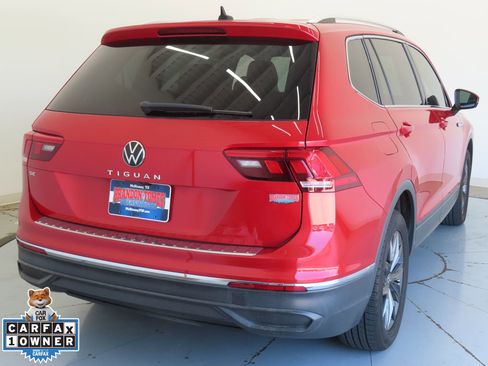 Used 2022 Volkswagen Tiguan SE FWD image 4