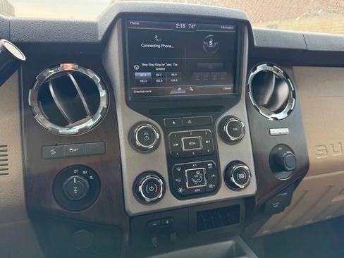 Used 2013 Ford F250 Lariat w/ Chrome Pkg image 14