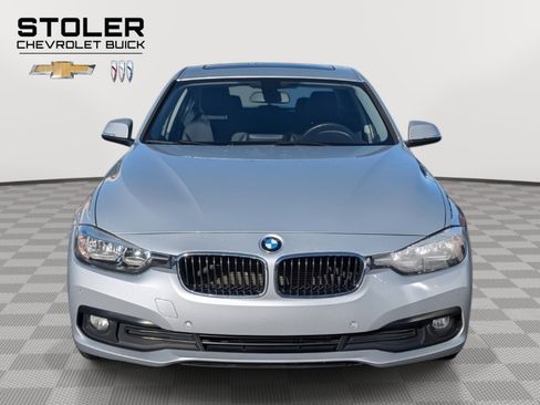 Used 2017 BMW 320i Sedan image 8