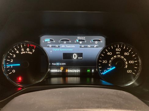 Used 2016 Ford F150 Lariat w/ Equipment Group 502A Luxury AWD/4WD image 26