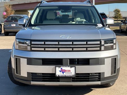 Used 2025 Hyundai Santa Fe SEL image 3